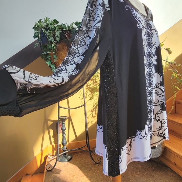 Sheer Sleeve Alfani Top Black White Flowy Dressy Sequin Neck Formal Blouse M - Picture 8 of 12